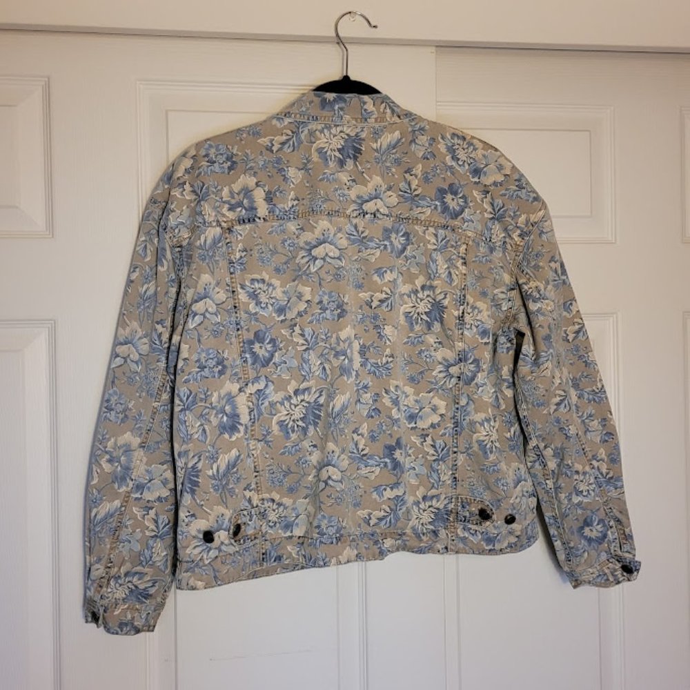 Vintage 90s Floral Boxy Jean Jacket Cropped Shacket Pockets by Liz Wear Trendy - Picture 3 of 11